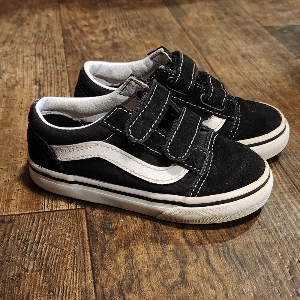 Toddler vans size 7.5